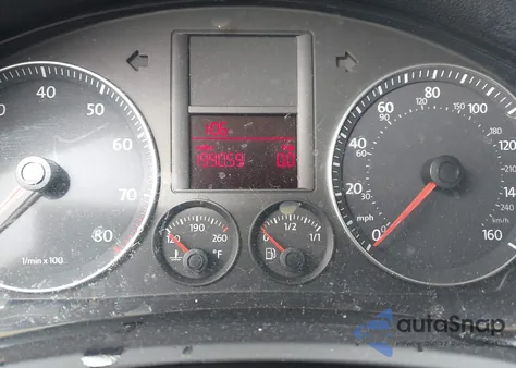 2008 Volkswagen Jetta S z USA, uszkodzony, nr VIN 3VWJZ71K18M064878